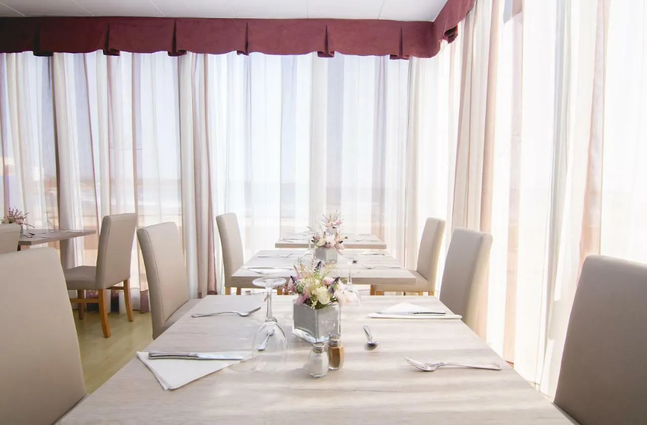 Hotel Club S'Illot